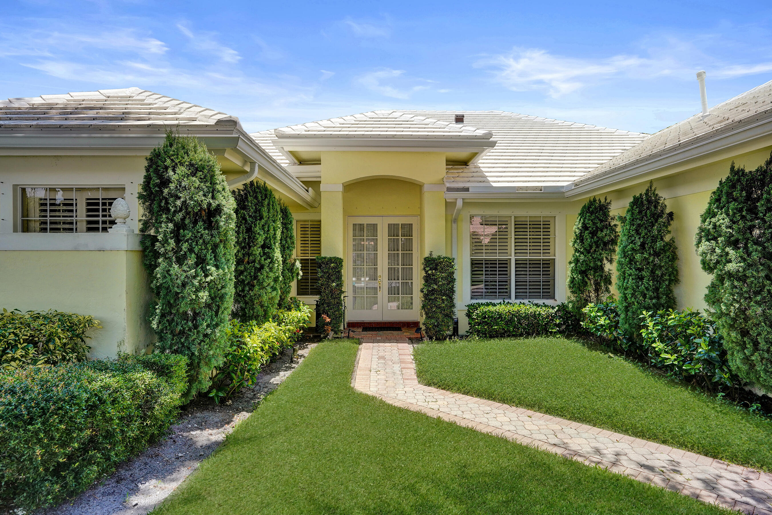 2760 Tecumseh Drive