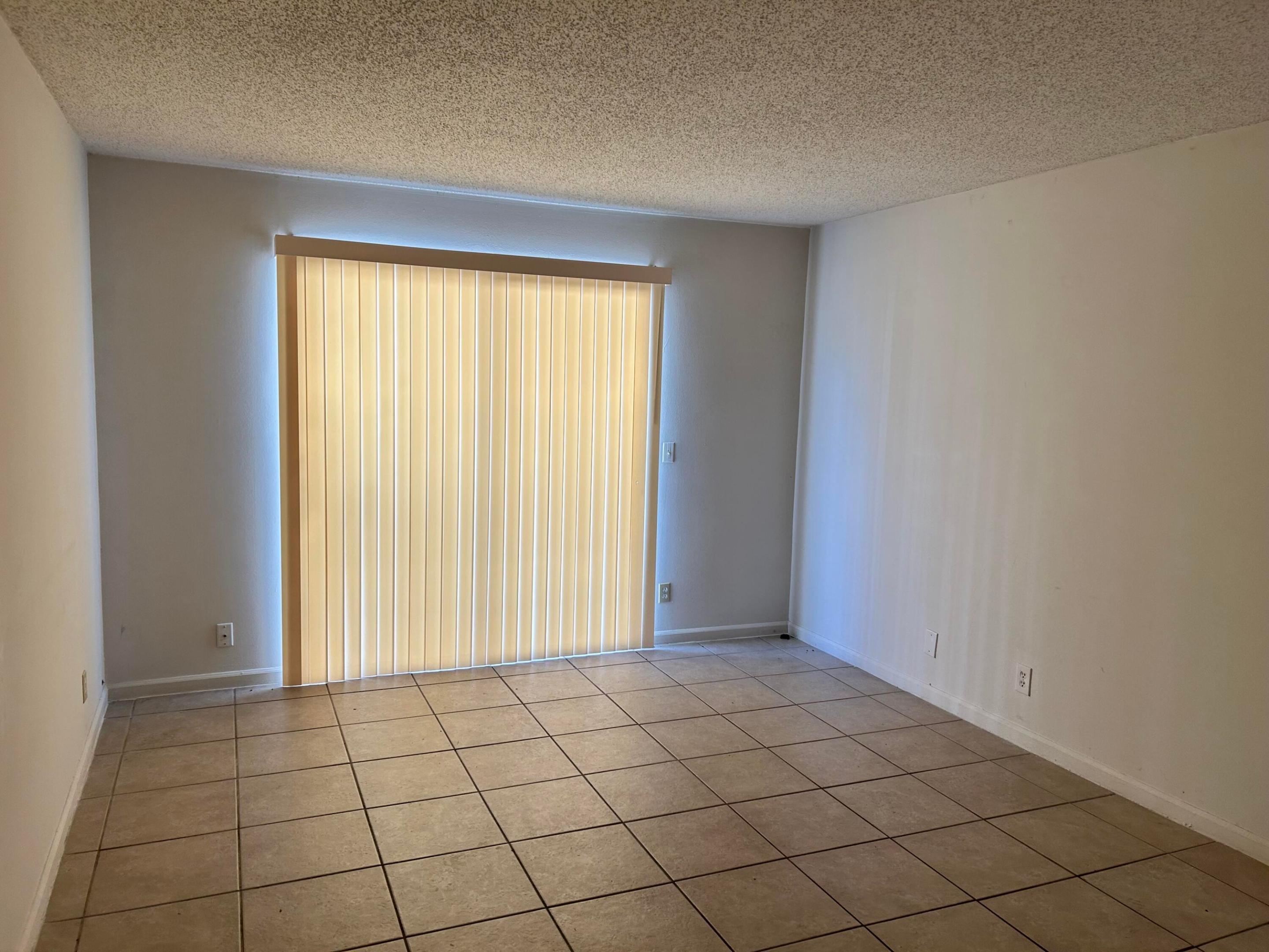 CROSS CREEK CONDO - Residential Lease