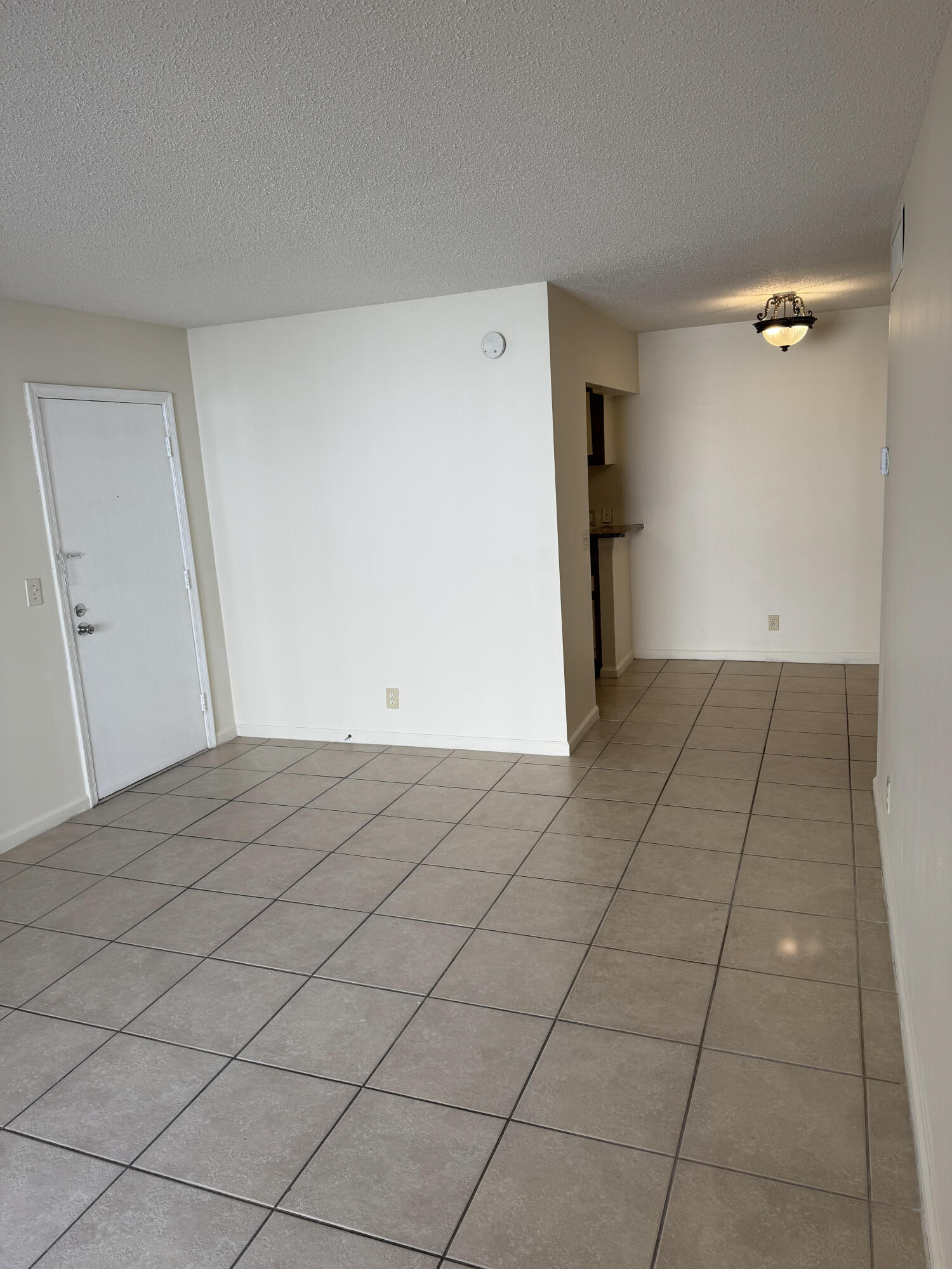 CROSS CREEK CONDO - Residential Lease