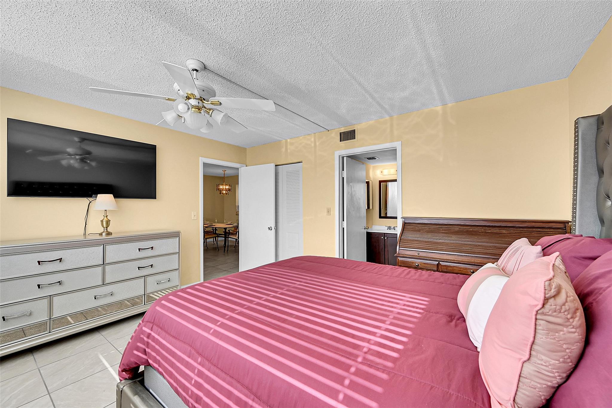 PALM SPRINGS 2 - Residential