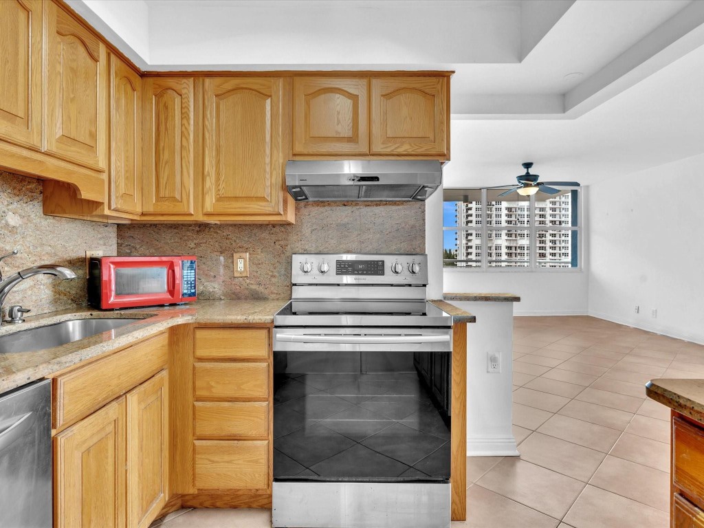 Nassau House Condominium - Residential