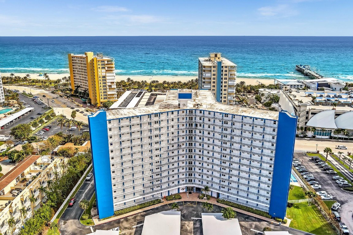 Nassau House Condominium - Residential