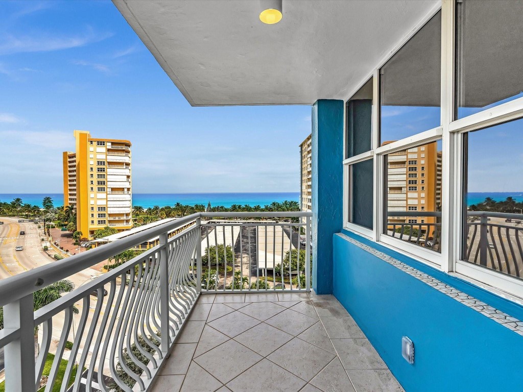 Nassau House Condominium - Residential