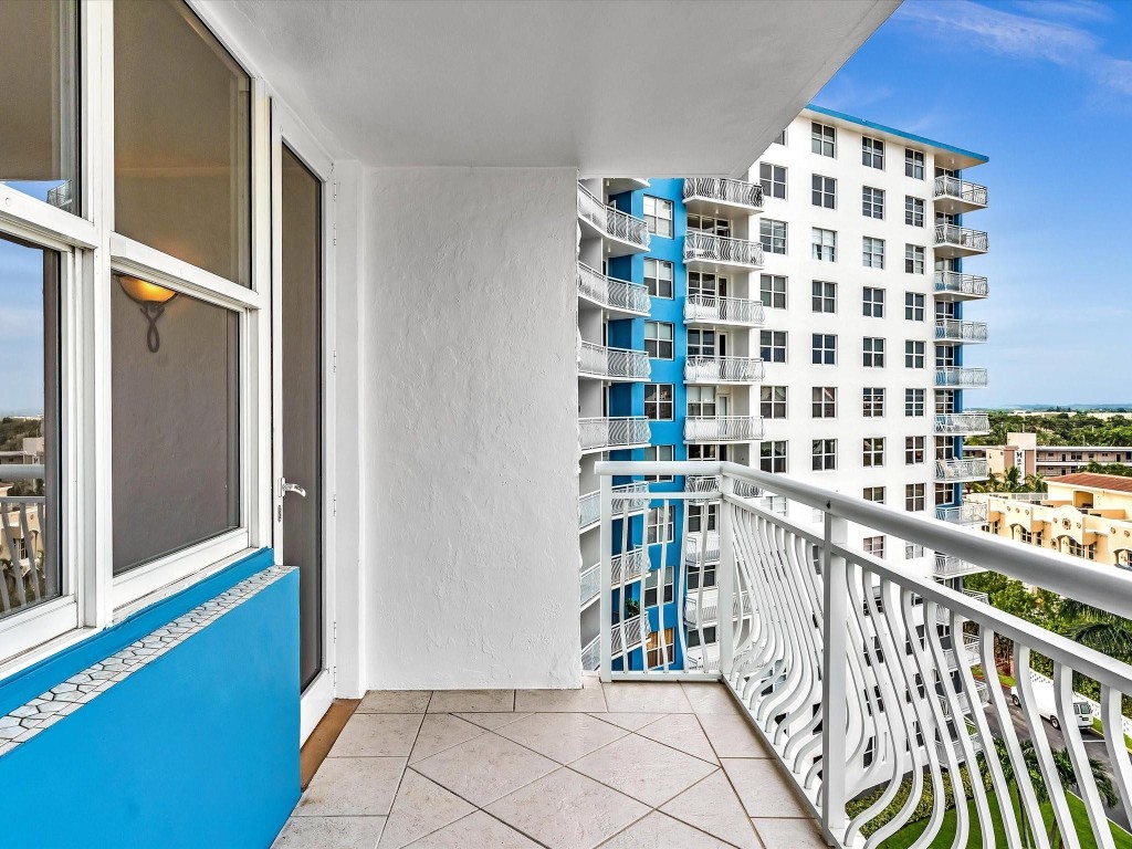 Nassau House Condominium - Residential