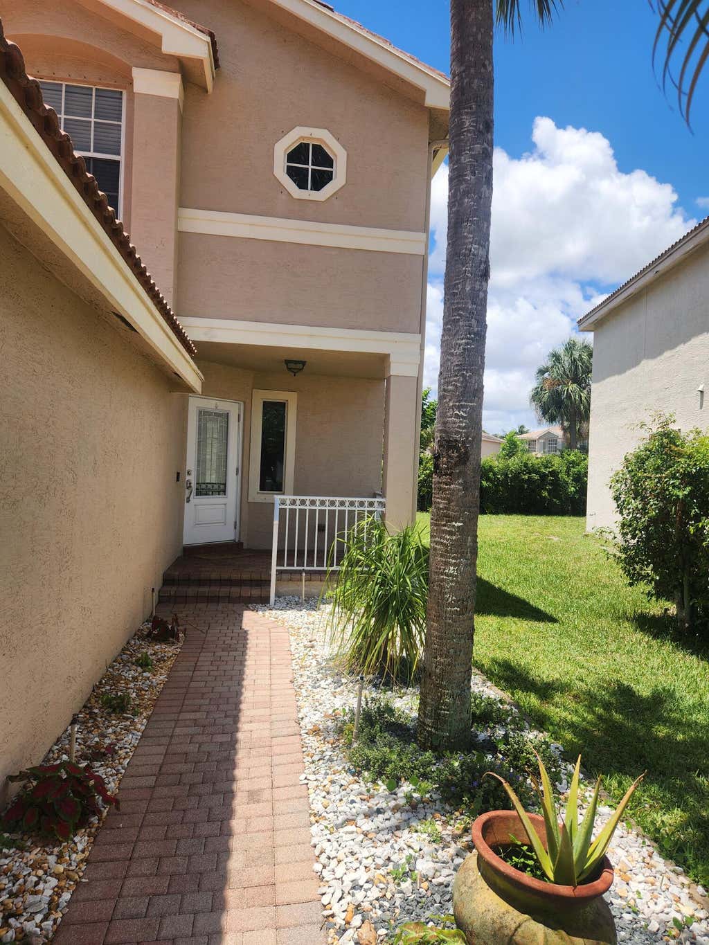 Photo of 5148 S Aurora Lake Circle, Greenacres, FL 33463 (MLS # B26042737)