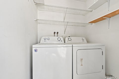 Tiny photo for 186 Burgundy D, Delray Beach, FL 33484 (MLS # B26089961)