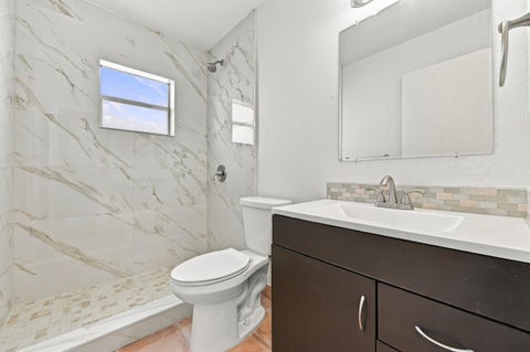 Tiny photo for 186 Burgundy D, Delray Beach, FL 33484 (MLS # B26089961)