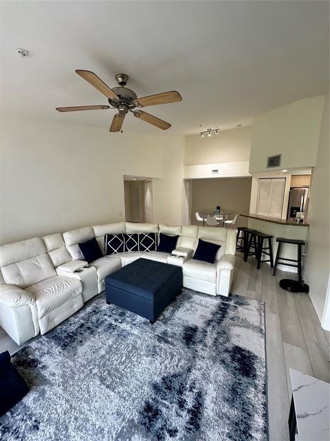 2131 SE 10th Ave 1120 Fort Lauderdale FL 33316