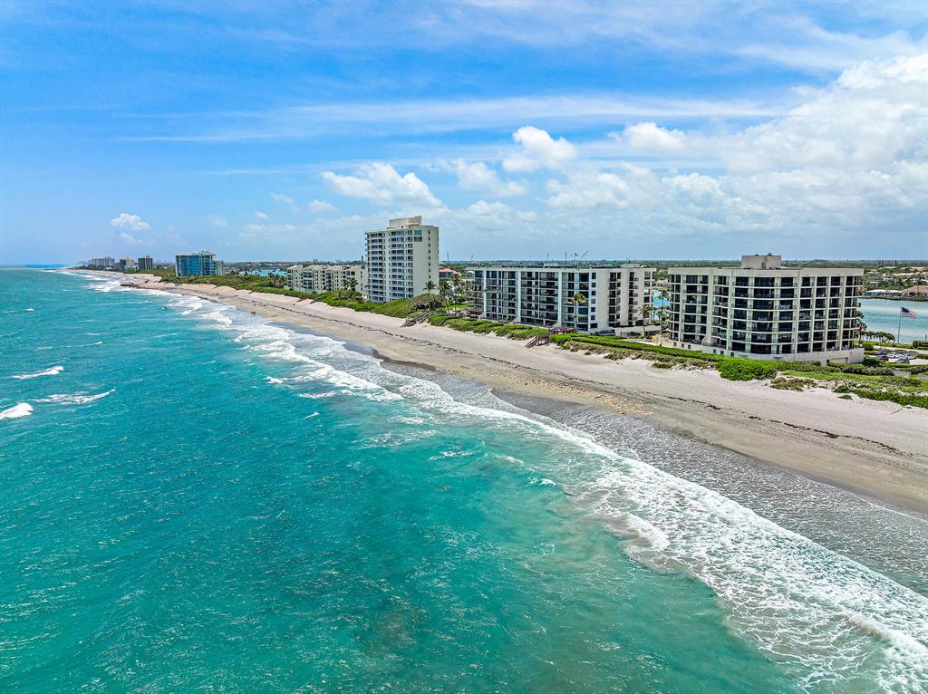 LANDFALL CONDO - Residential