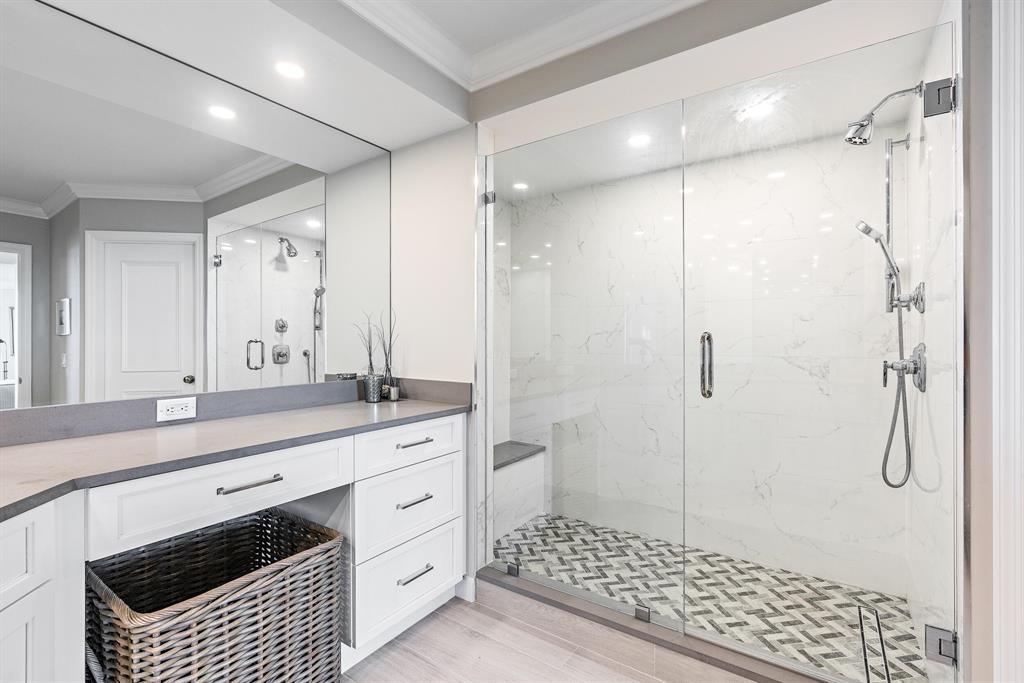 LANDFALL CONDO - Residential