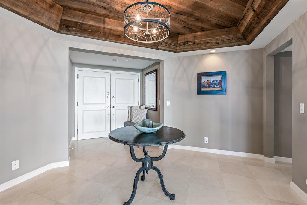 LANDFALL CONDO - Residential