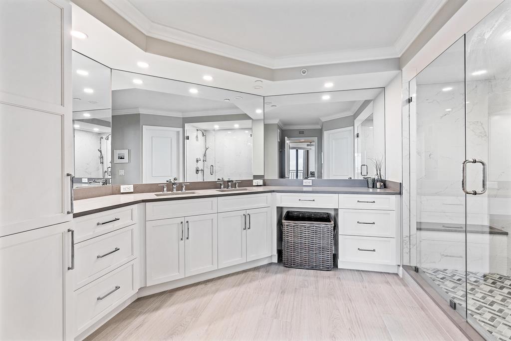 LANDFALL CONDO - Residential