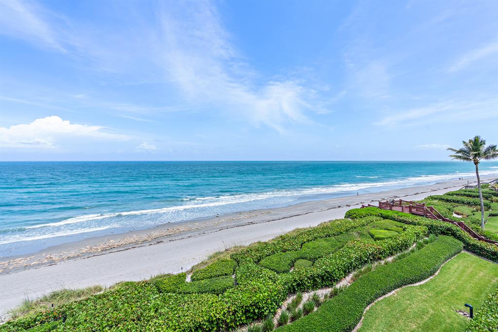 LANDFALL CONDO - Residential