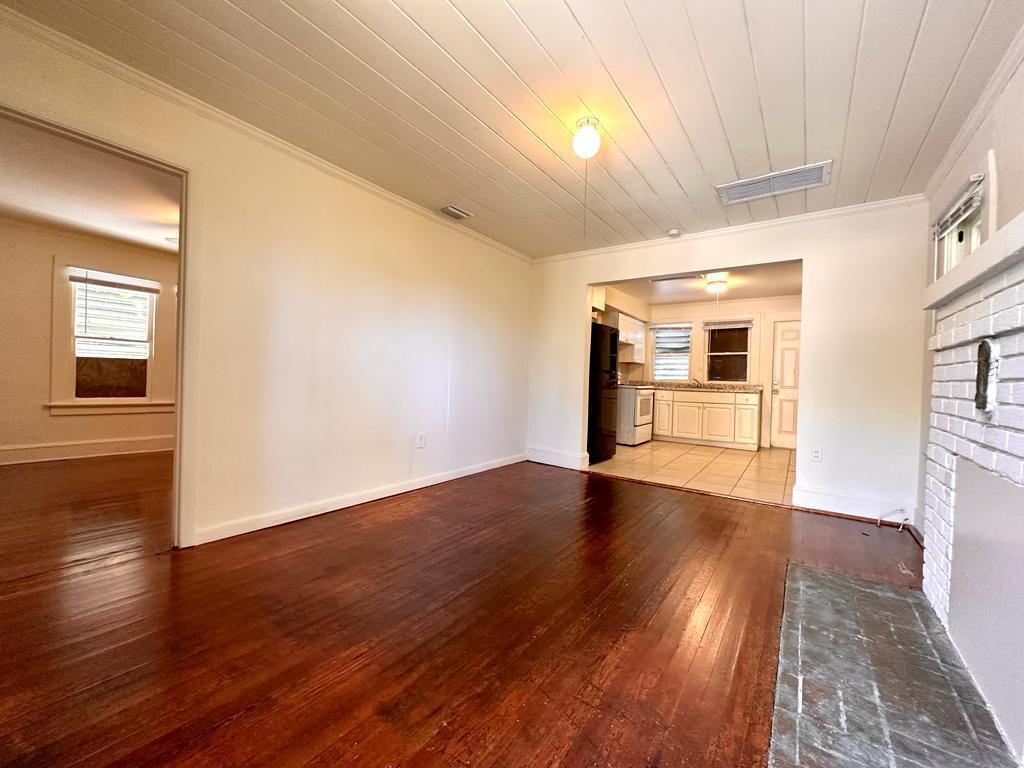 BETHESDA PARK - Residential Lease