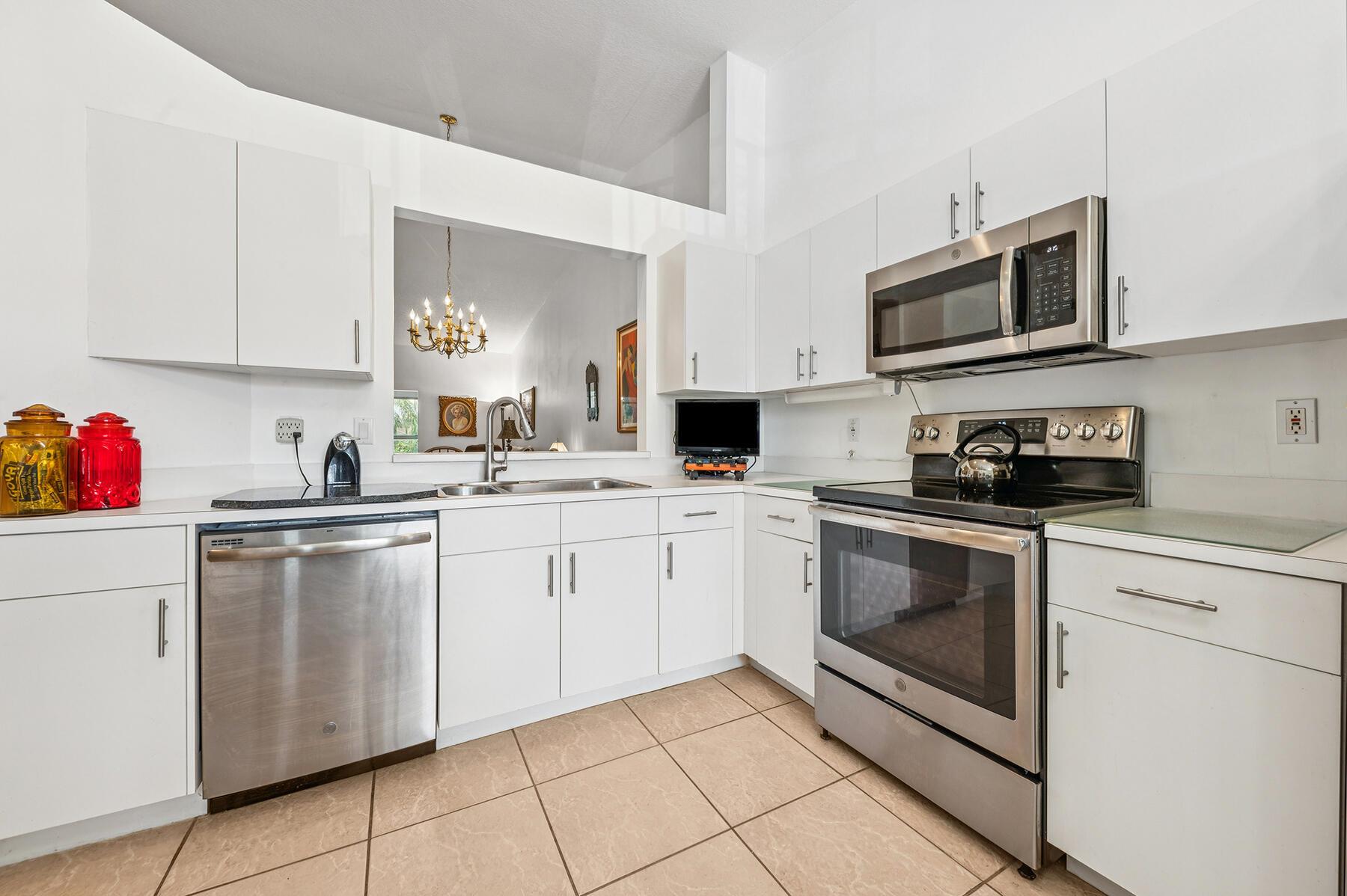 5951 Regal Glen Drive 202