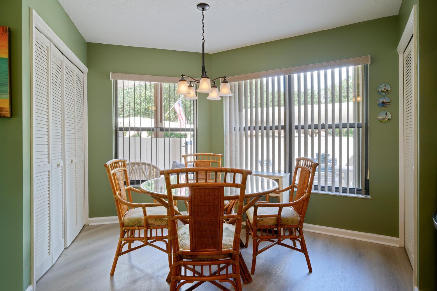 MONTEGO COVE CONDO - Residential