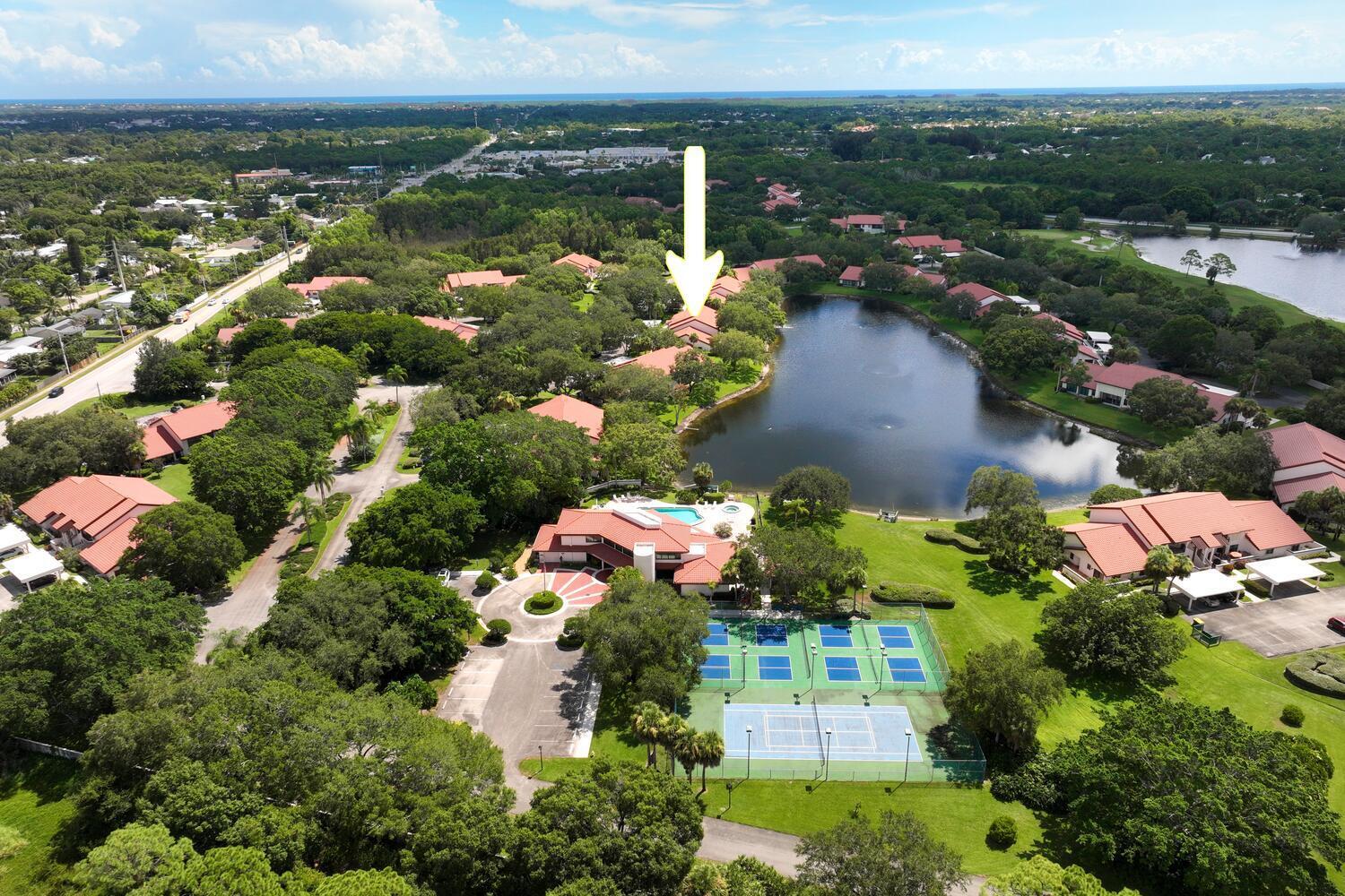 MONTEGO COVE CONDO - Residential