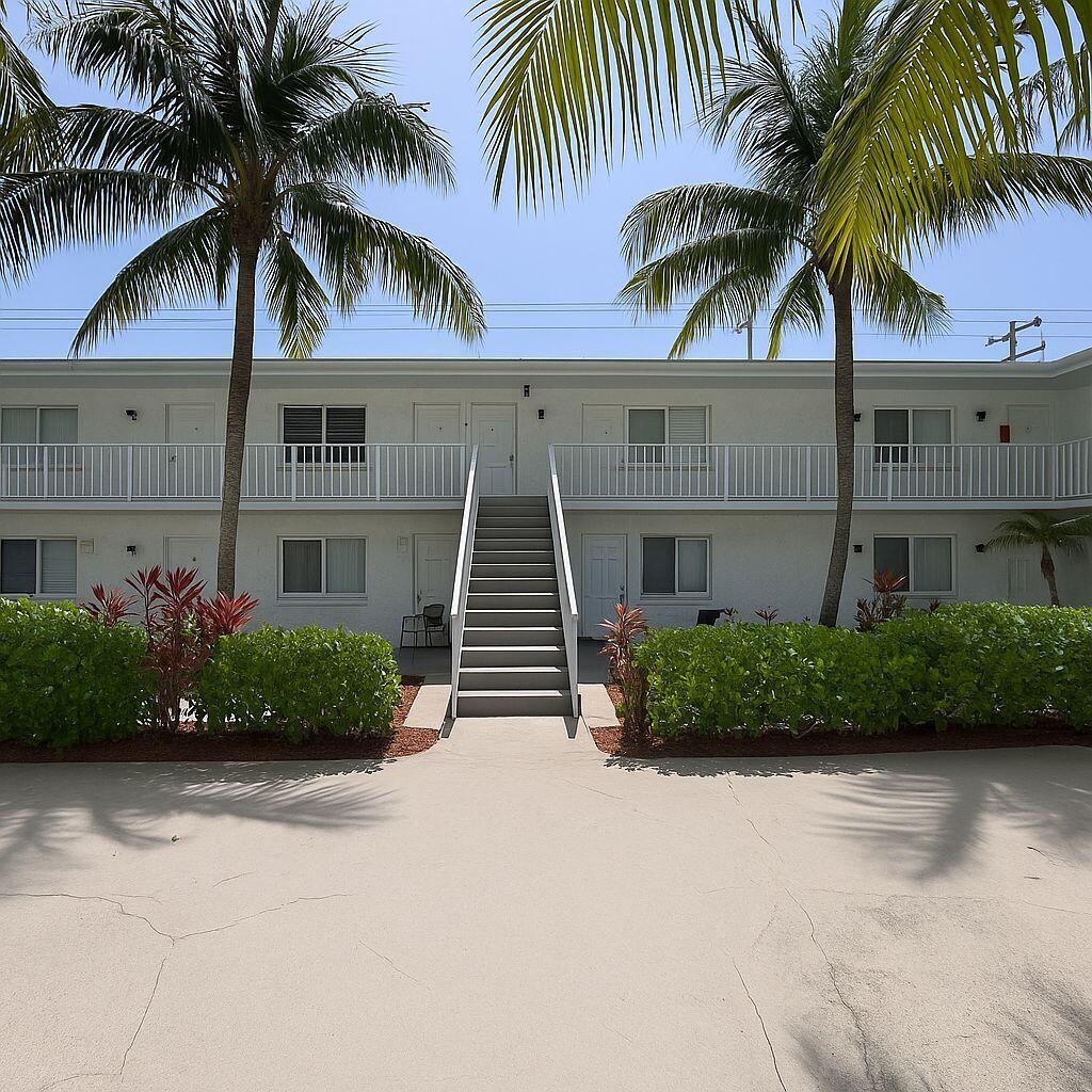 CRESTHAVEN NO 9 REPLAT - Residential Lease