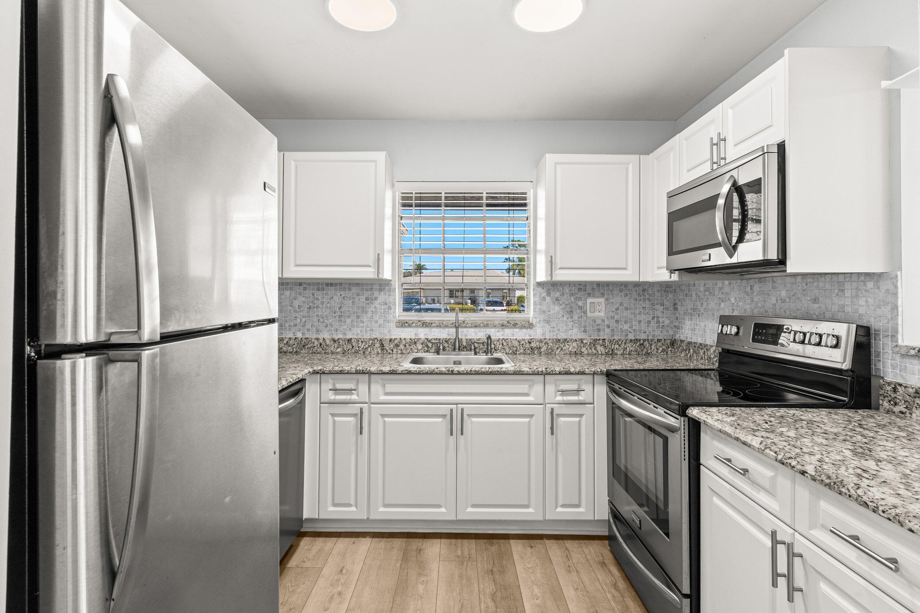 HIGH POINT OF DELRAY WEST CONDO SEC 1&2 - Residential