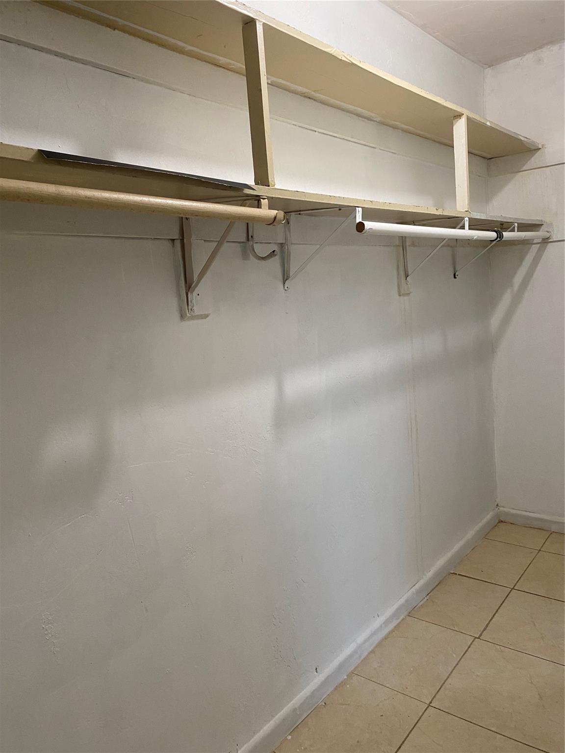 Ro Mont Gardens Andover C - Residential Lease