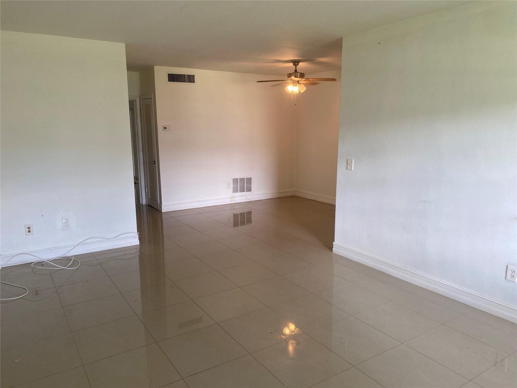 Ro Mont Gardens Andover C - Residential Lease