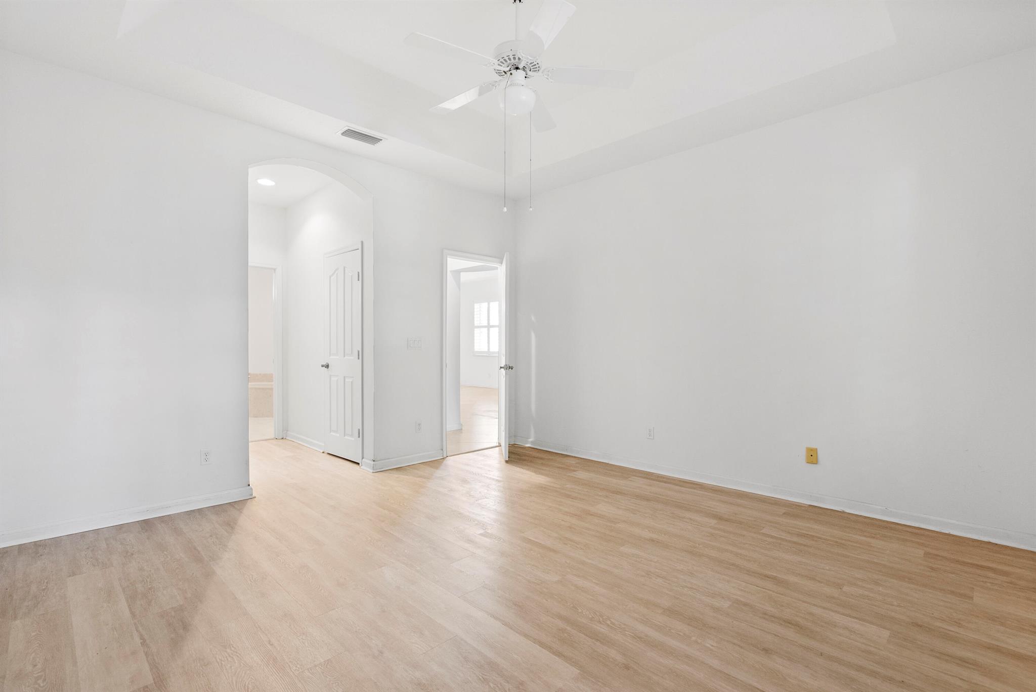 JENSEN BEACH COUNTRY CLUB - Residential