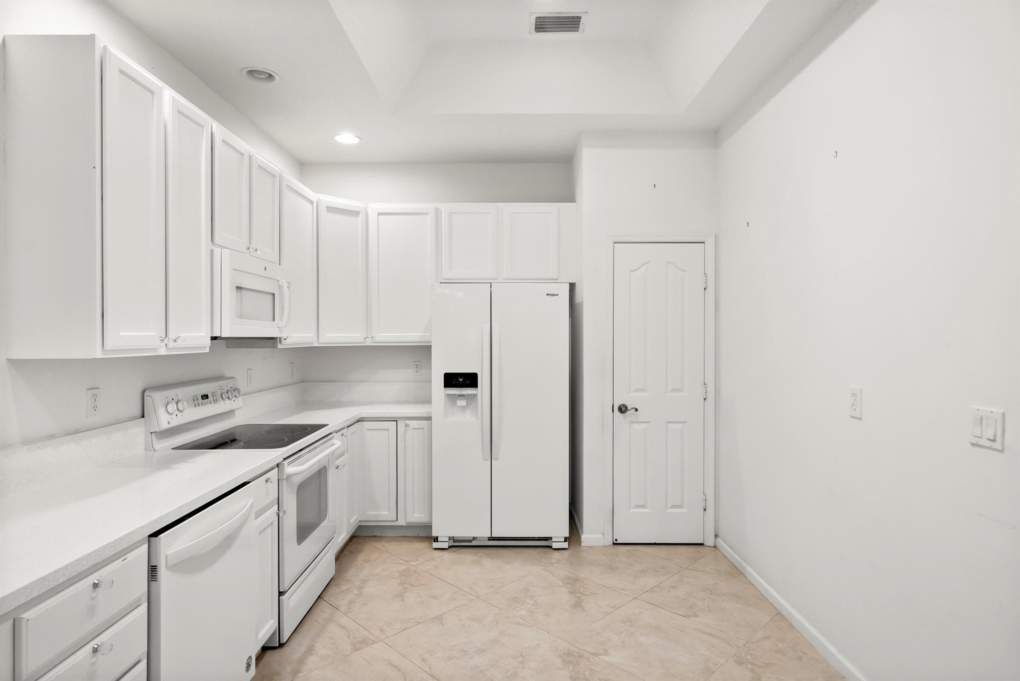 JENSEN BEACH COUNTRY CLUB - Residential