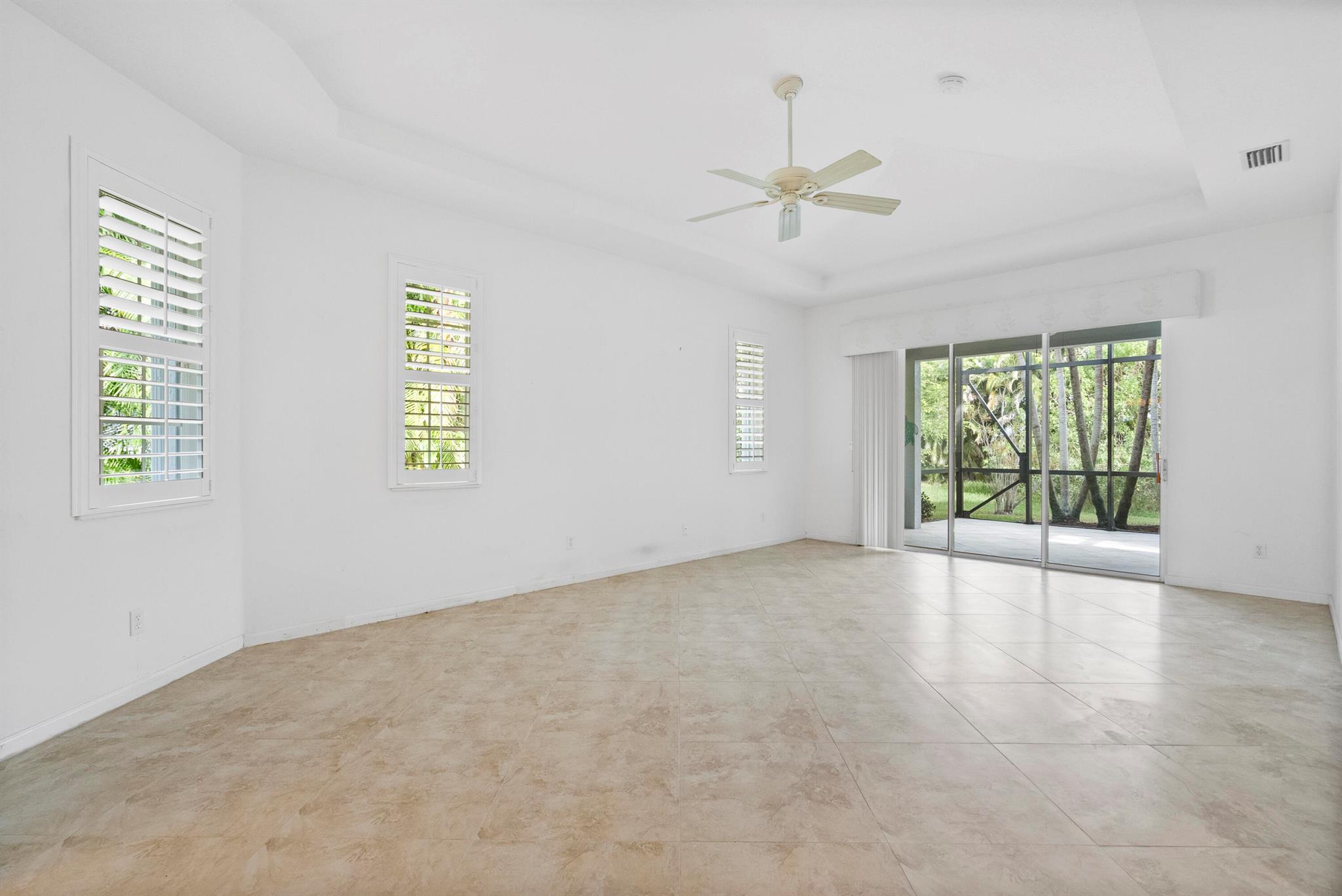 JENSEN BEACH COUNTRY CLUB - Residential