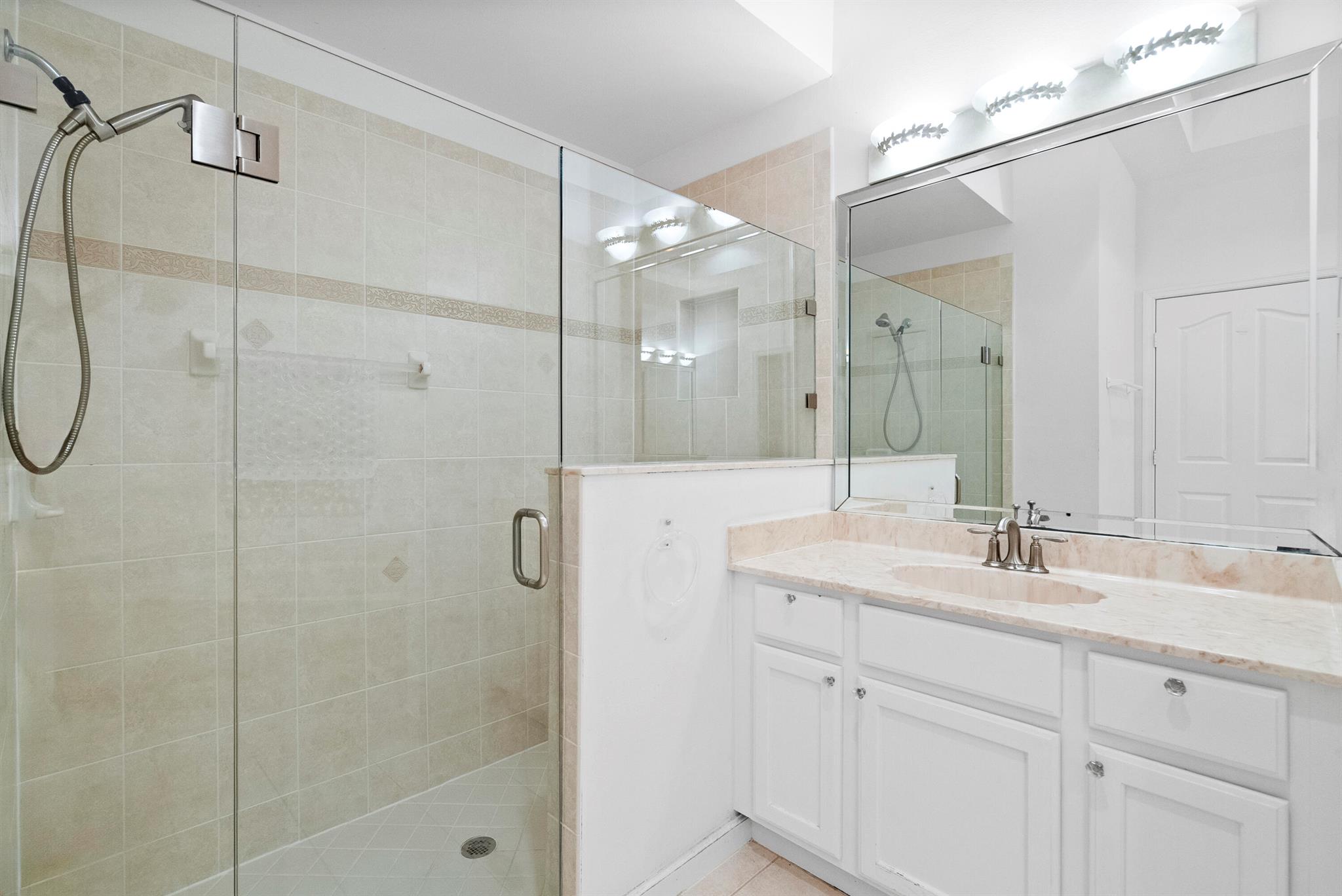 JENSEN BEACH COUNTRY CLUB - Residential