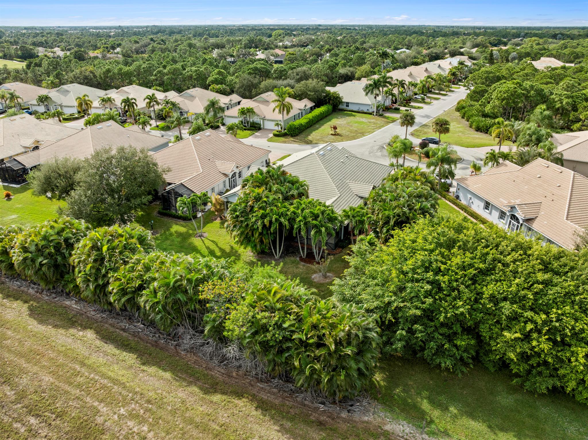JENSEN BEACH COUNTRY CLUB - Residential