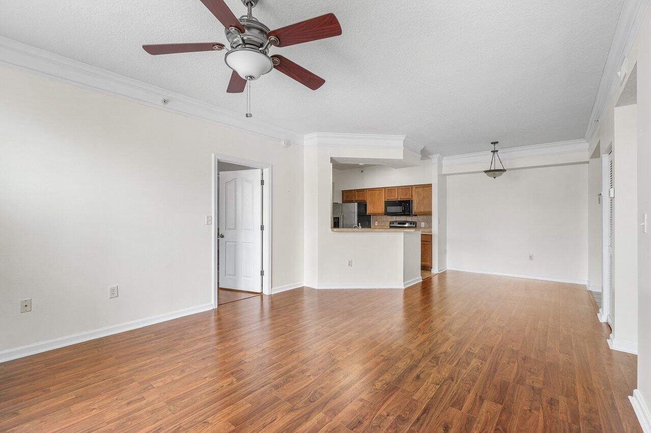 9901 Baywinds Drive 3304