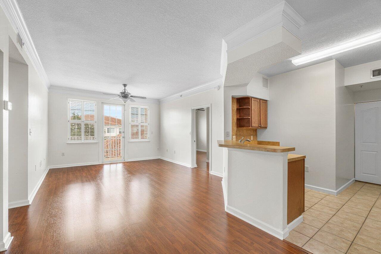 9901 Baywinds Drive 3304