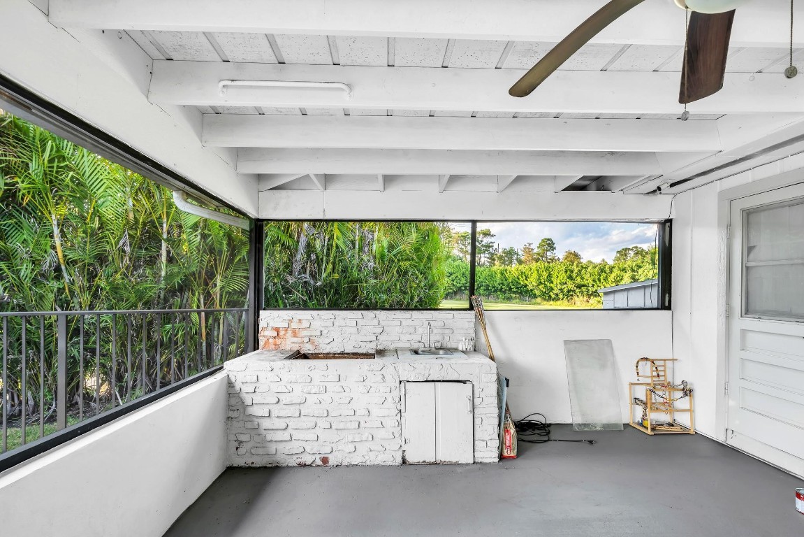 Lake Worth - Residential Lease