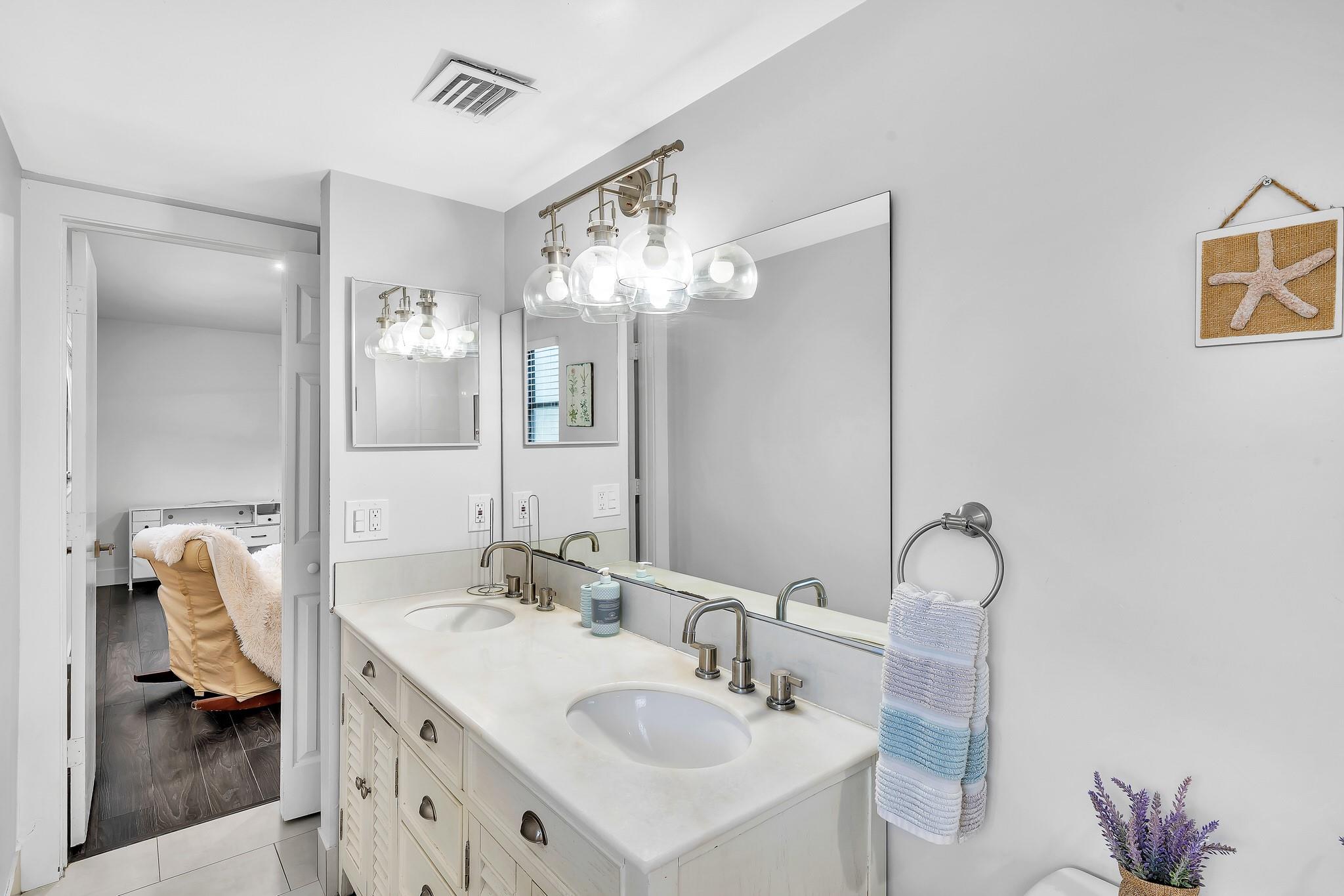 Lake Worth - Residential Lease