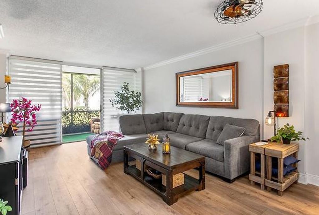 Photo of 103 Royal Park Drive #1E, Oakland Park, FL 33309 (MLS # F10550469)