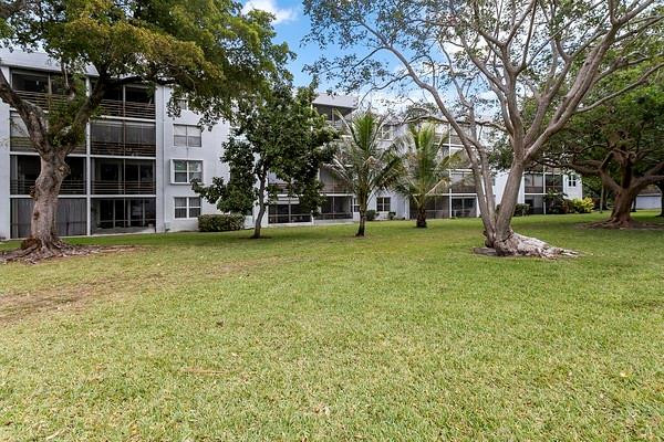 Royal Park - Residential