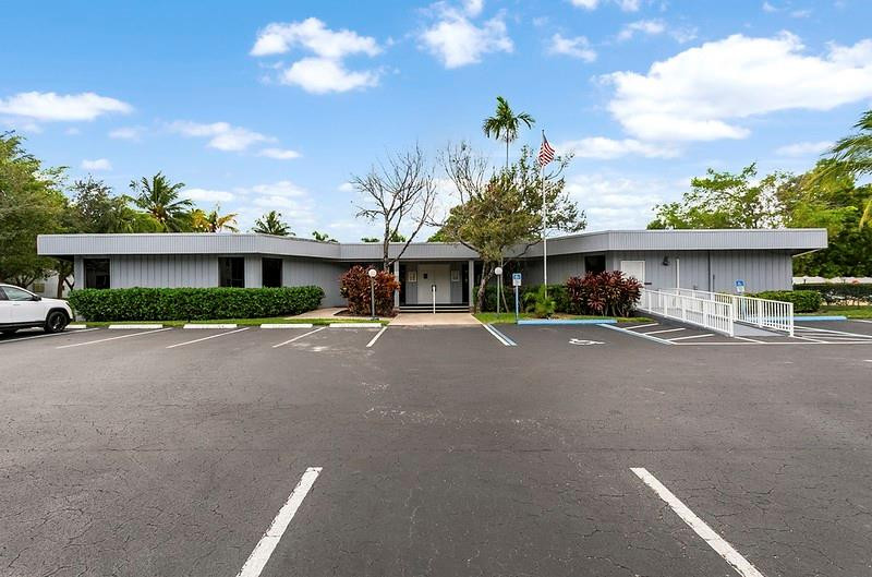 103 Royal Park Drive 1E