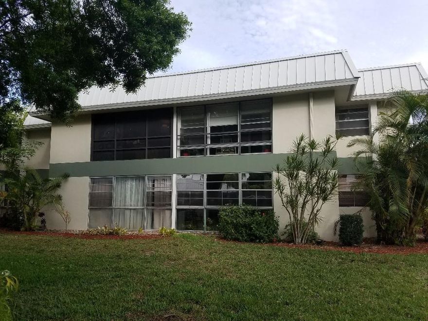 Home sweet home! You won't want to miss this cozy and very affordable 1 bedroom 1 bath unit located in 55+ community of Inlet House.  Home boasts vinyl wood look flooring through living areas and bedroom, tile in kitchen and bath, new vanity and toilet in bathroom, den with built in shelves and faux fireplace, sun porch with nice view, large storage room off from the porch, big closets, lots of storage space, water heater only a couple of years old, AC is serviced annually most recently 1/7/19. Low electric bills and water included in maintenance fee make this home a great value! Open the front door and enjoy a wonderful cross breeze.  Community has a pool and clubhouse and manager on site. Great location only minutes to historic downtown and beaches! NOTE:  Tax records show this unit as 2 bedrooms.  The den could easily be converted to a bedroom if desired.