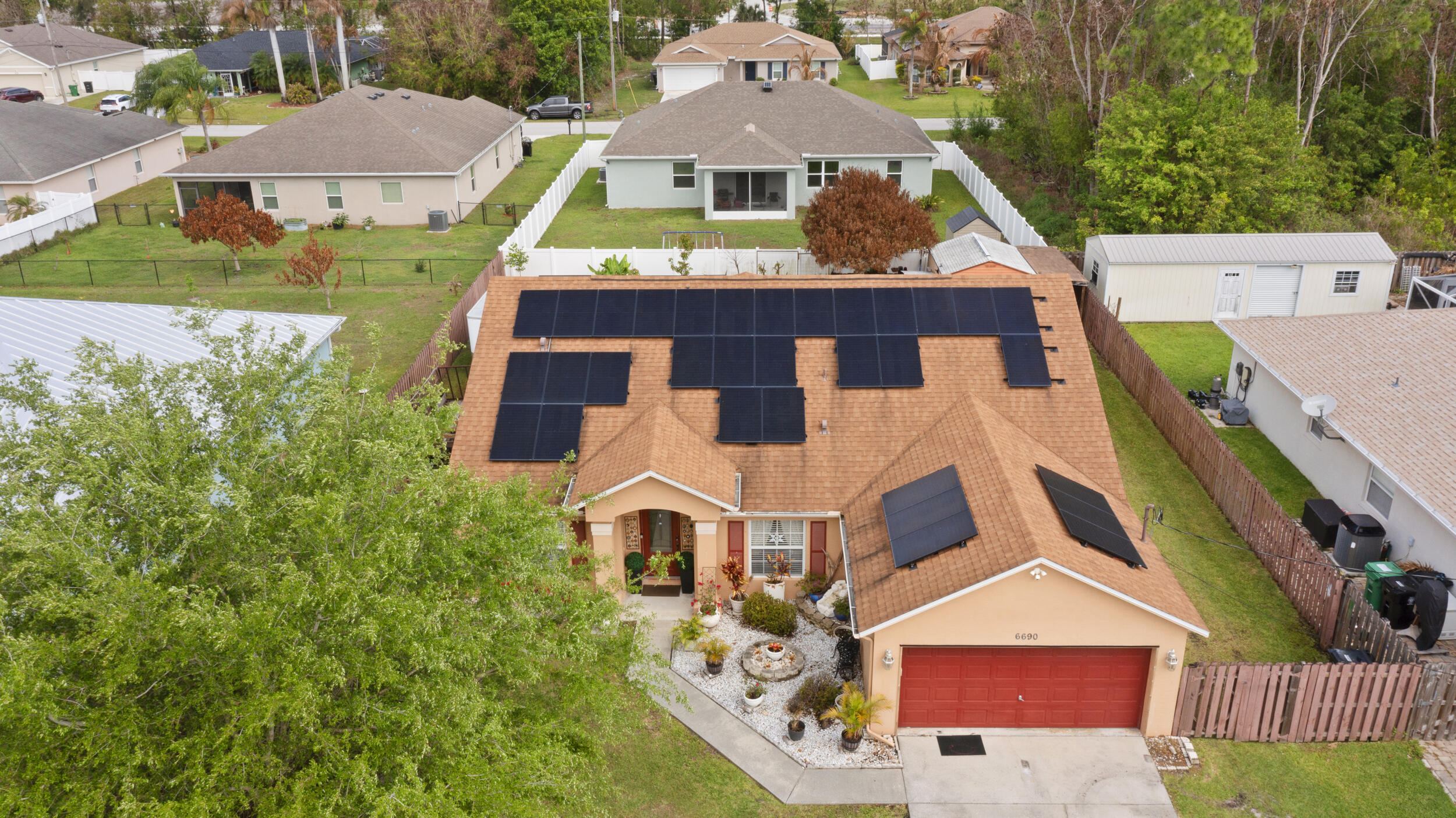 PORT ST LUCIE SECTION 48 1ST REPLAT - Residential