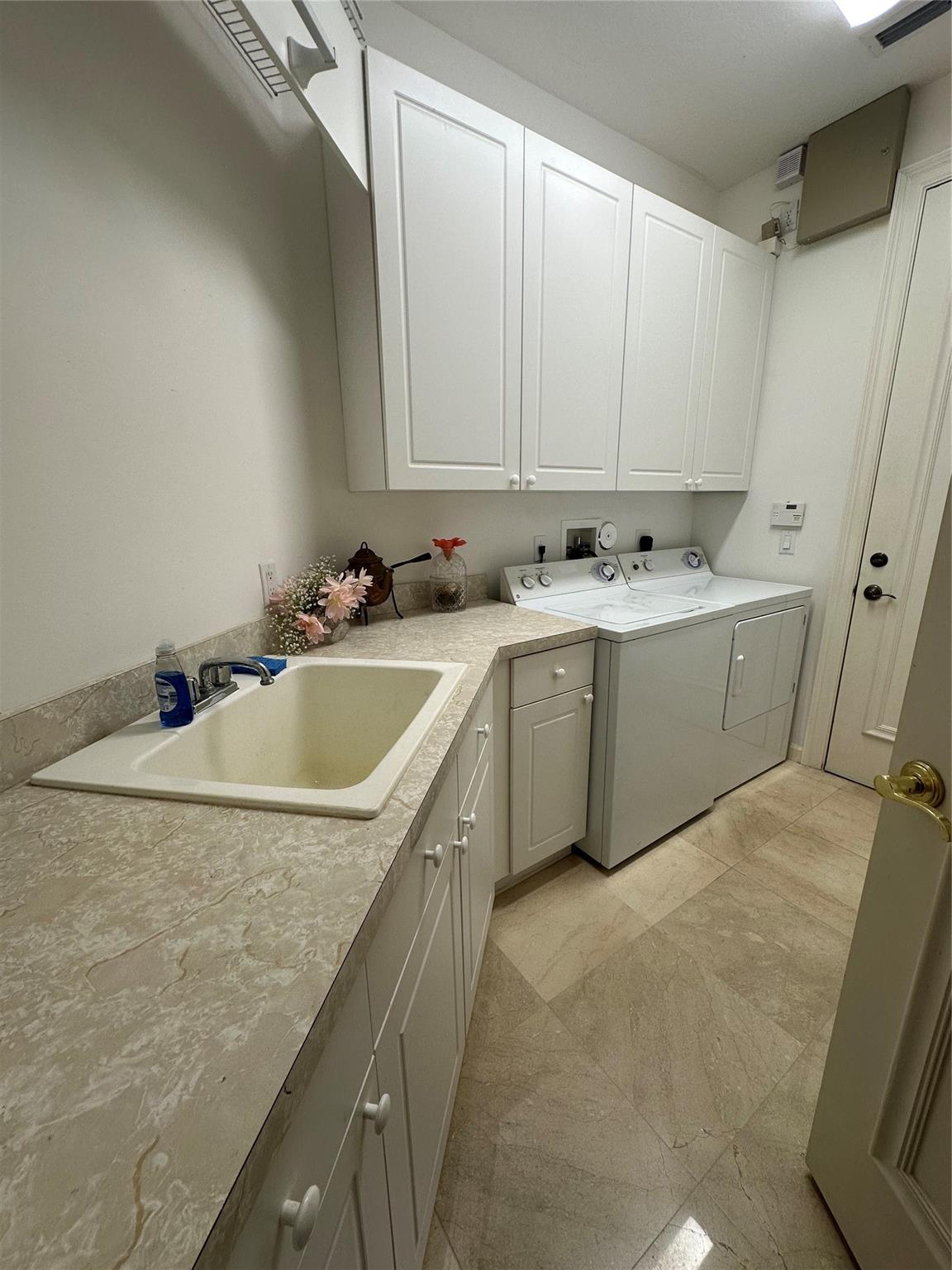 WYCLIFFE TR N LT 5 - Residential