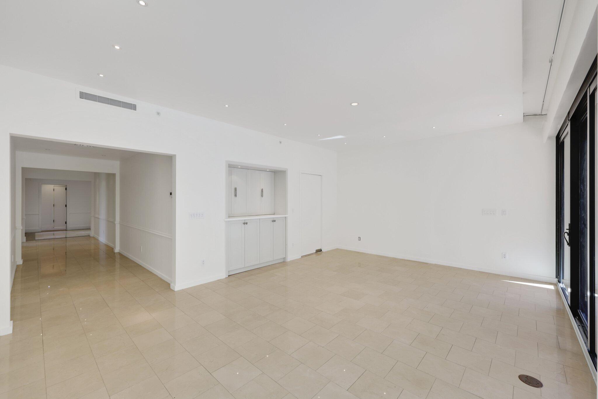 TWO NORTH BREAKERS ROW CONDO - Residential