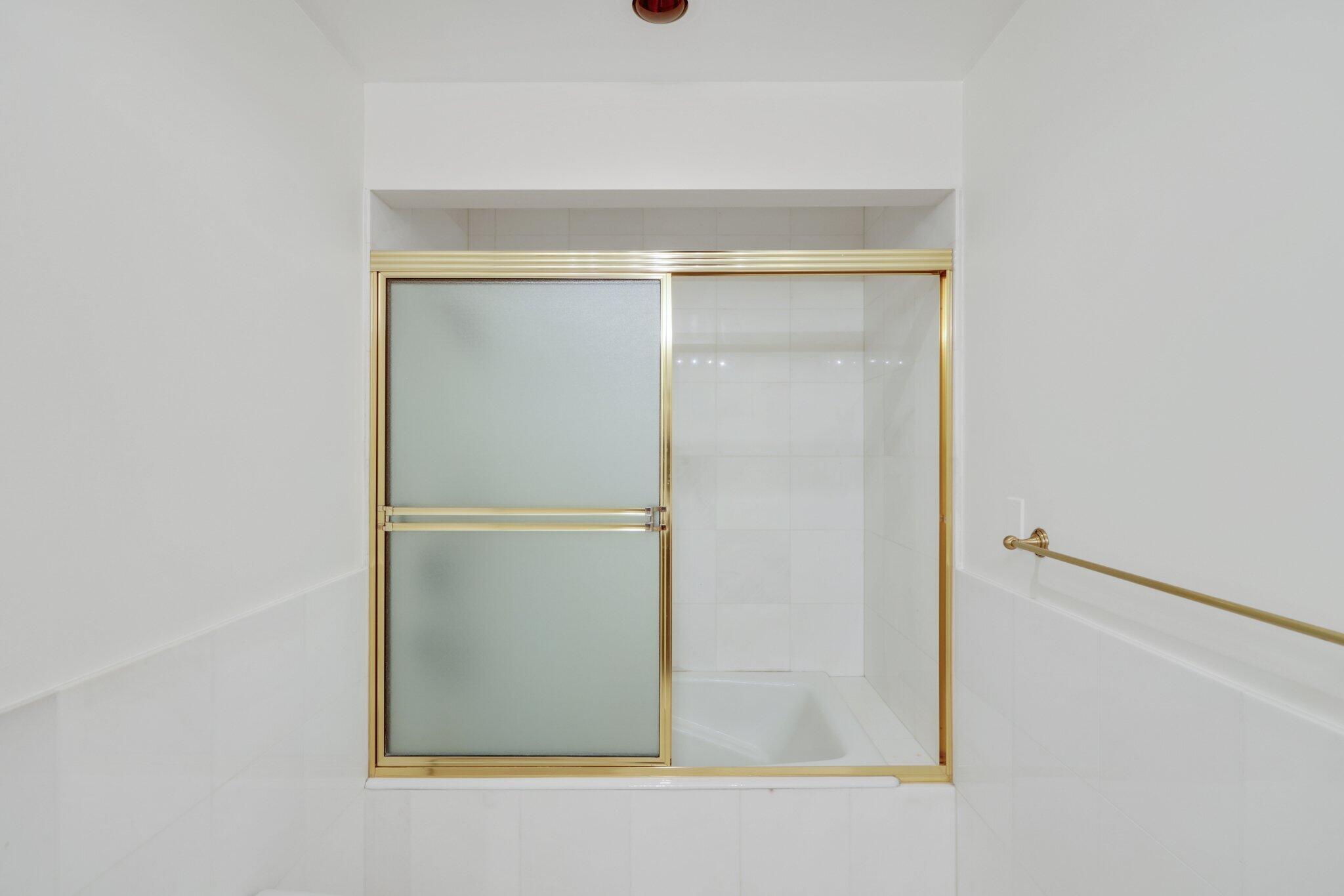 TWO NORTH BREAKERS ROW CONDO - Residential