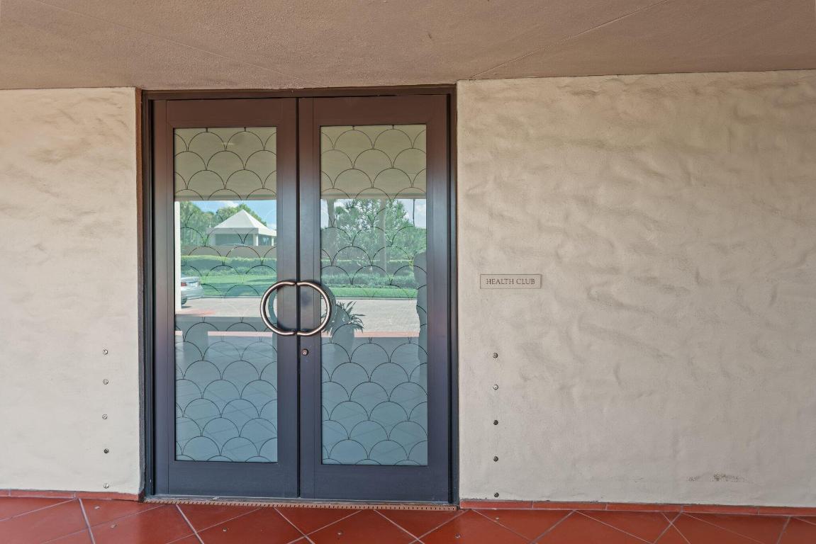 TWO NORTH BREAKERS ROW CONDO - Residential