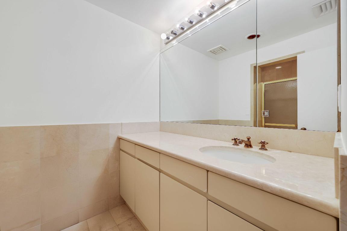 TWO NORTH BREAKERS ROW CONDO - Residential