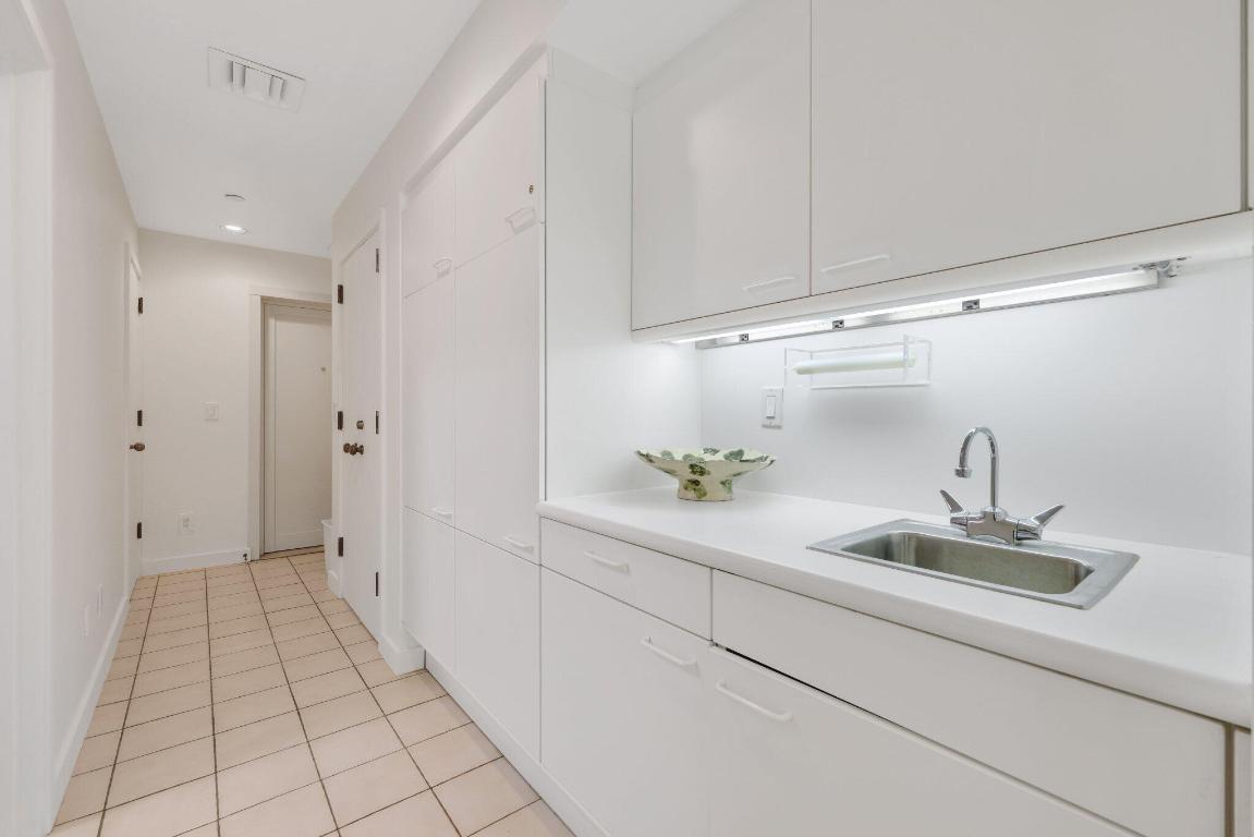 TWO NORTH BREAKERS ROW CONDO - Residential