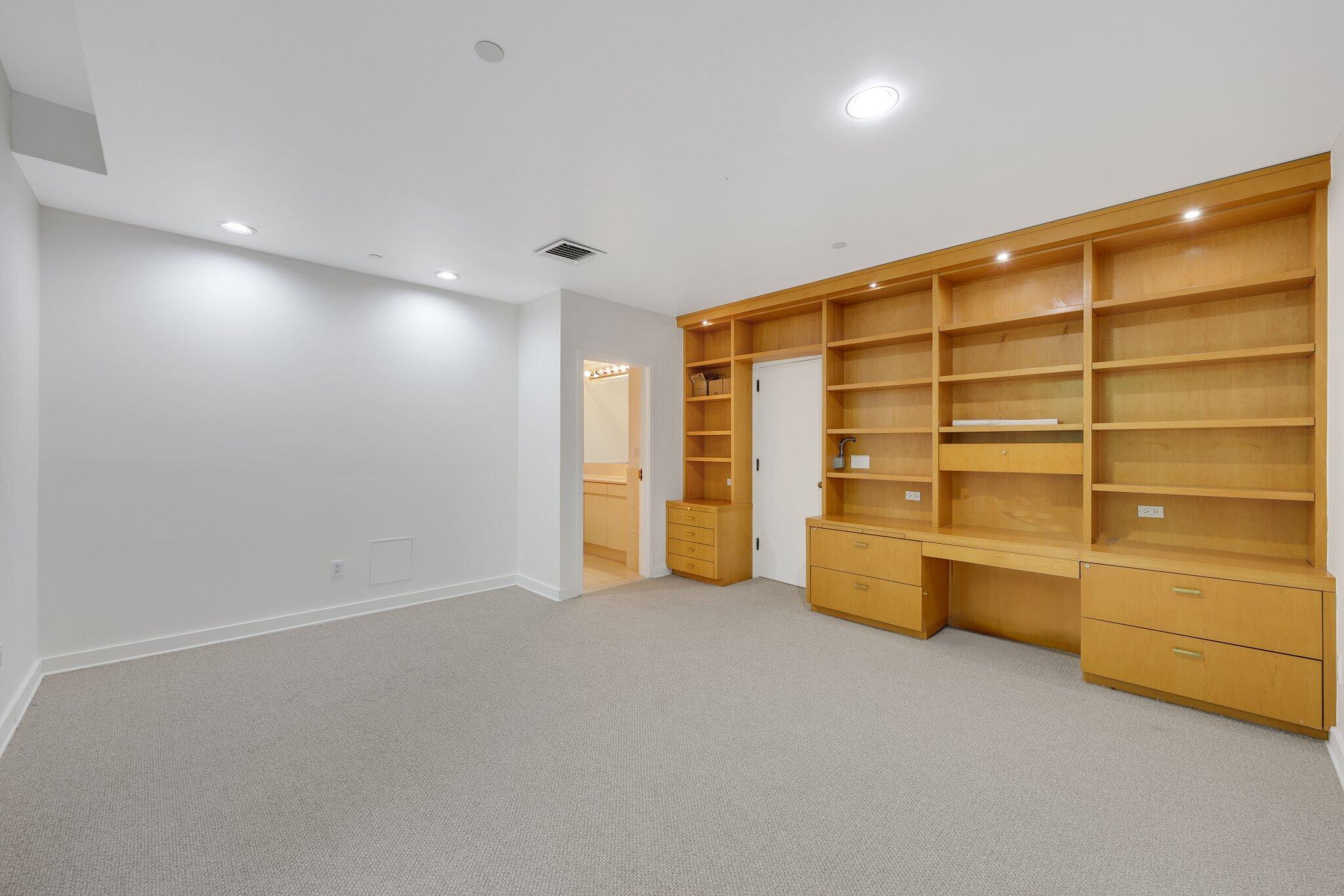 TWO NORTH BREAKERS ROW CONDO - Residential