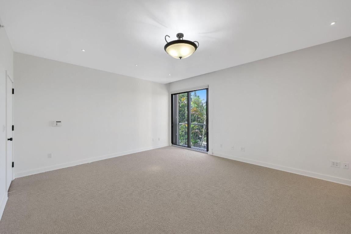 TWO NORTH BREAKERS ROW CONDO - Residential