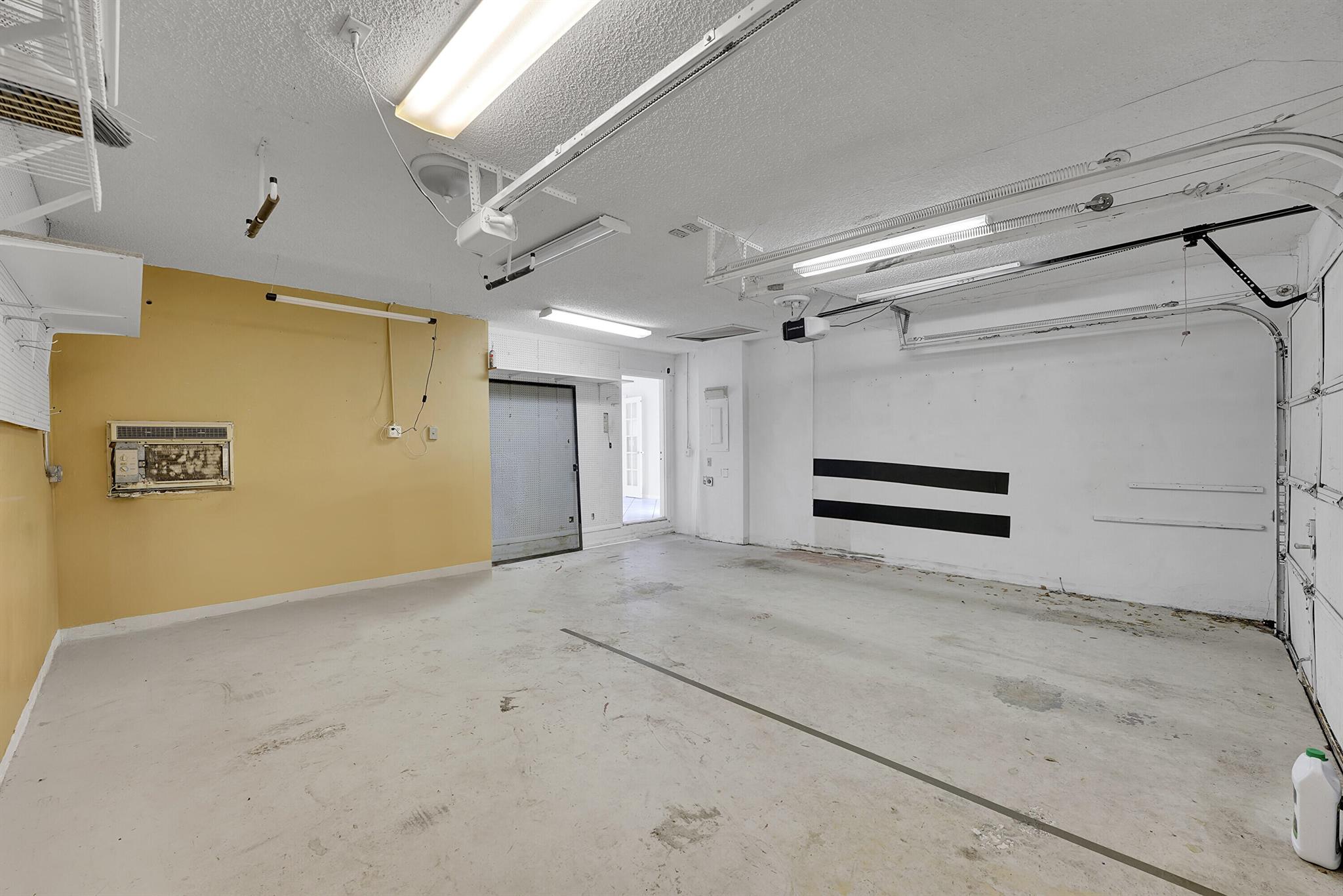 L'AMBIANCE OF VIA VERDE - Residential Lease