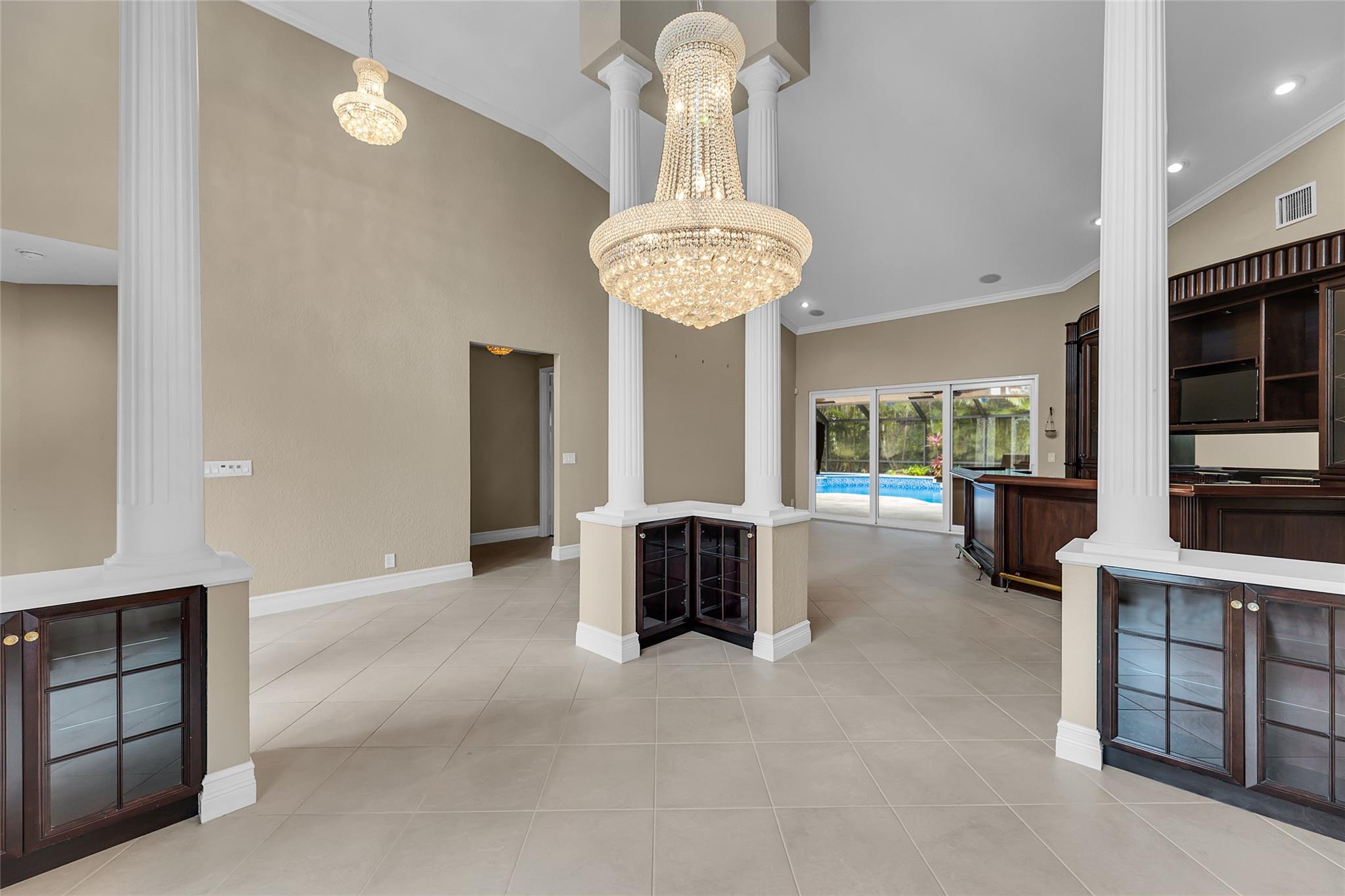 Photo 8 of 64 of 4670 W Leitner Dr house