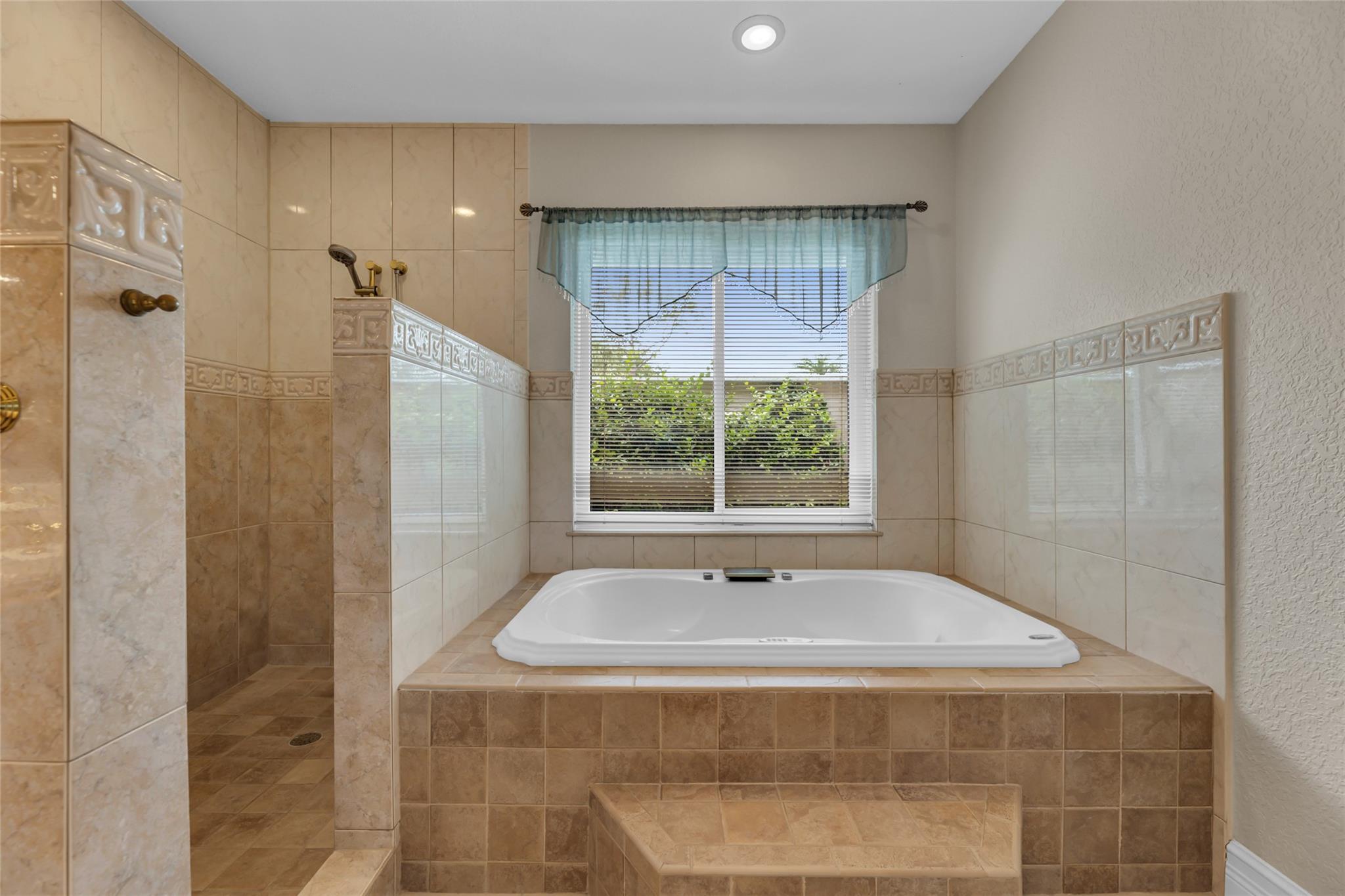 Photo 36 of 64 of 4670 W Leitner Dr house